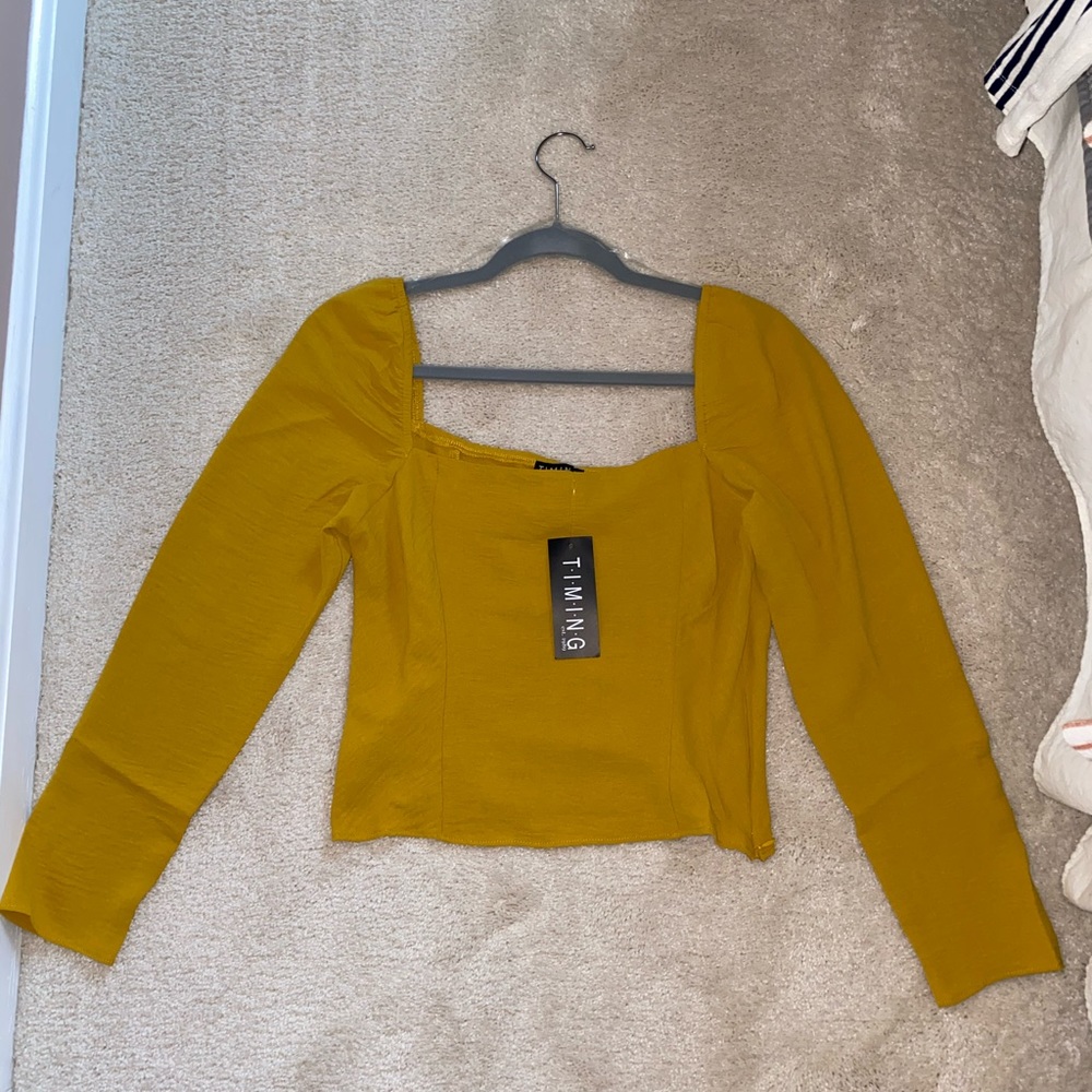 Brand new yellow Crop Top, size M